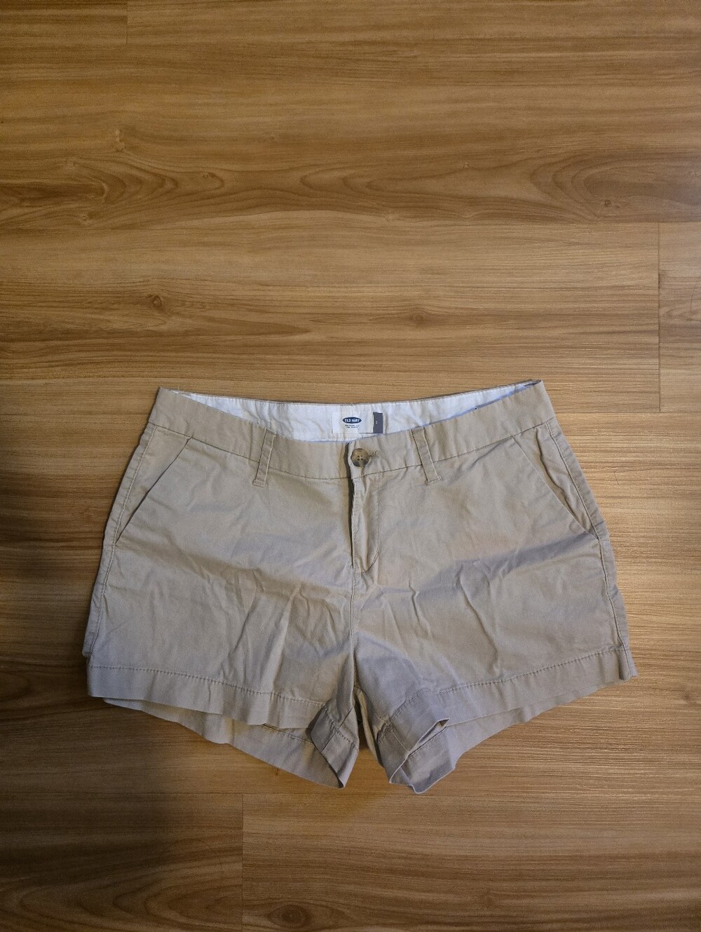 Old Navy Women's Beige/Tan Women's Chino Bermuda Shorts